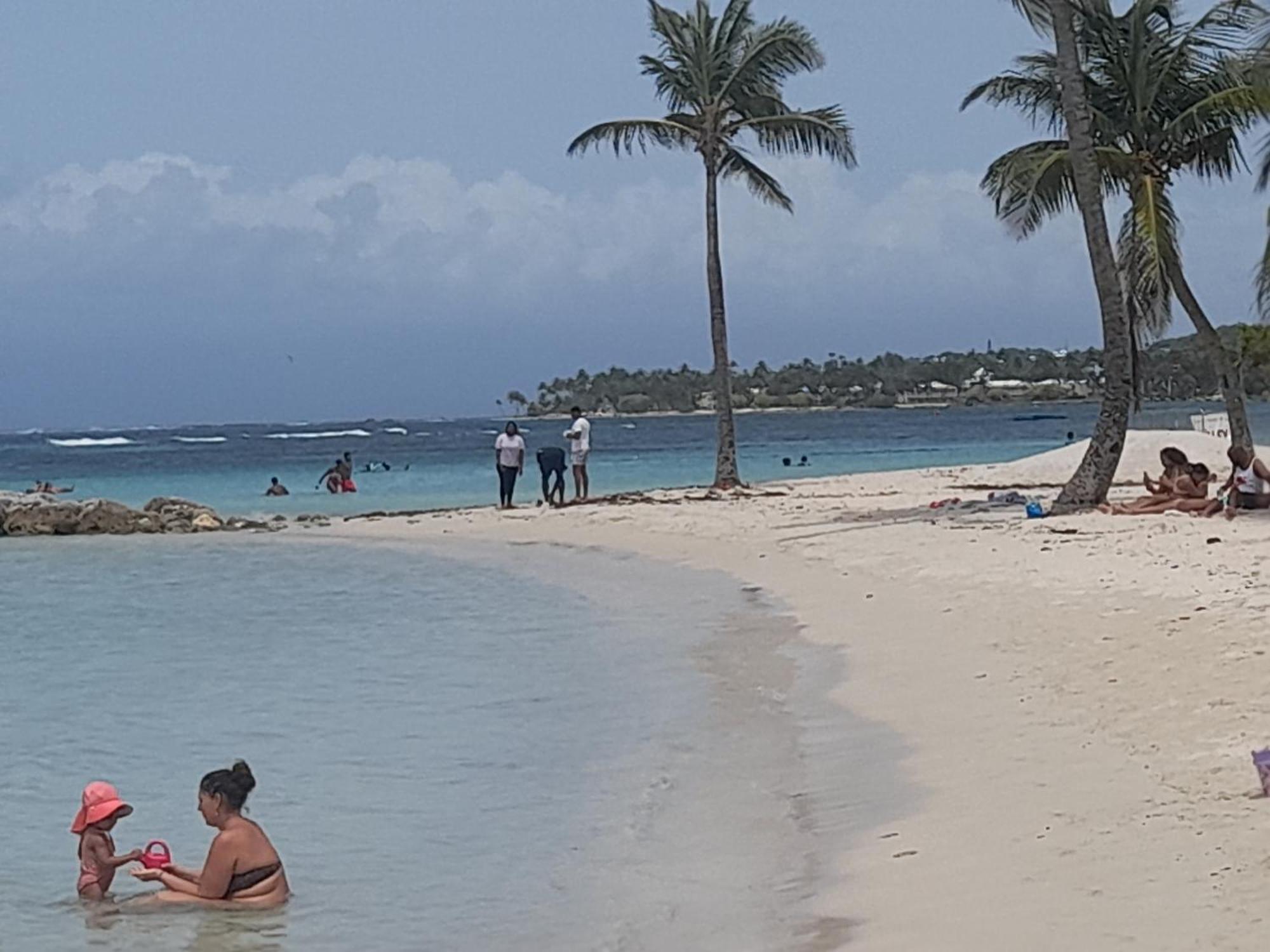 Plage Et Vacance Villa Sainte-Anne  Exteriör bild